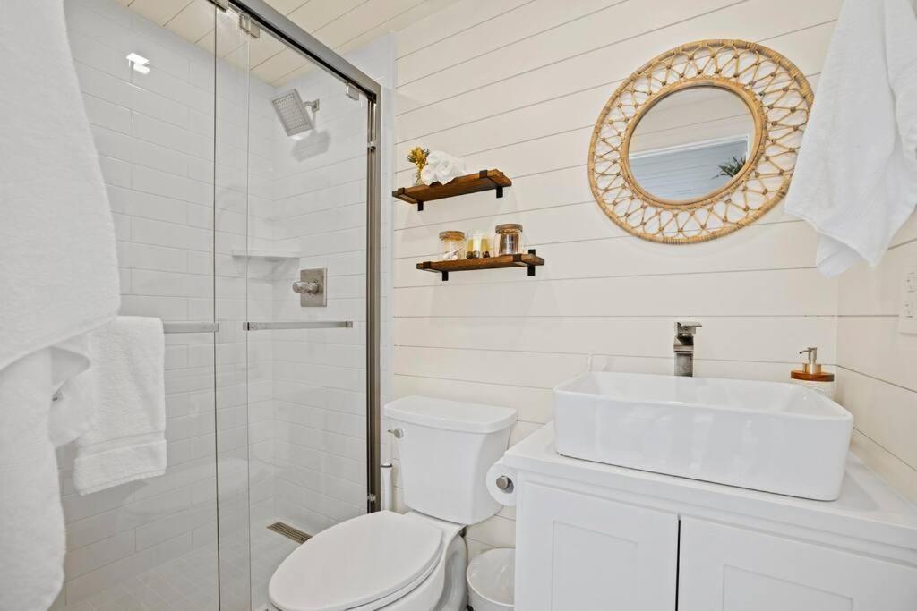 New The Sunset Luxury Container Home Fredericksburg Exterior photo