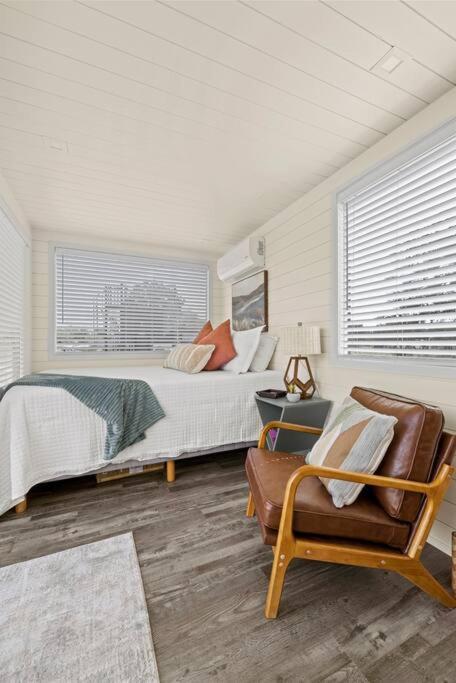 New The Sunset Luxury Container Home Fredericksburg Exterior photo